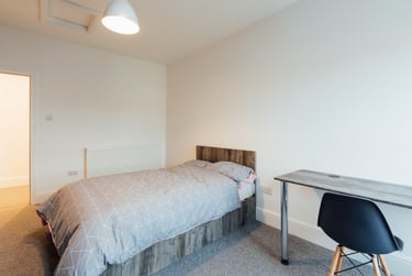 1 bed house, Beverley Road, Newland, Hull, HU51BA - Image 2