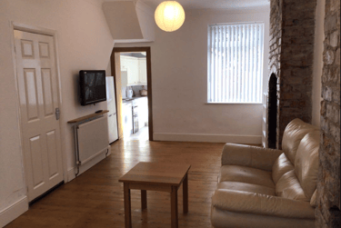 2 bed house, Pavilion Crescent, Newland, Hull, HU51PU - Image 1