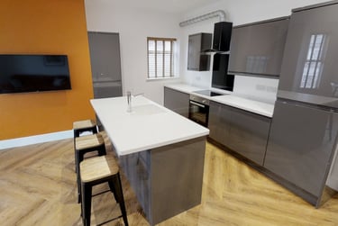 2 bed house, Beverley Road, Newland, Hull, HU51LH - Image 1