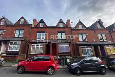 7 bed house, Chestnut Avenue, Hyde Park, Leeds, LS61AZ - Image 2