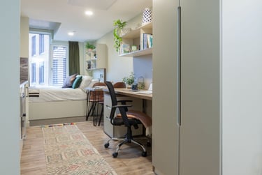 Gold Plus Studio at LIV Student Sheffield, 131 Ecclesall Road, City Centre, Sheffield, S118HY - Image 28