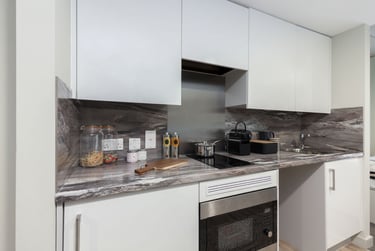 Gold Plus Studio at LIV Student Sheffield, 131 Ecclesall Road, City Centre, Sheffield, S118HY - Image 31