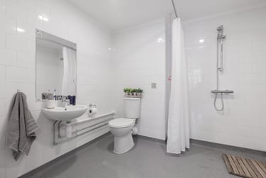 Gold Plus Studio at LIV Student Sheffield, 131 Ecclesall Road, City Centre, Sheffield, S118HY - Image 32