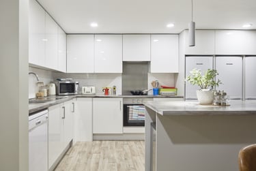 Bronze En-suite at LIV Student Sheffield, 131 Ecclesall Road, City Centre, Sheffield, S118HY - Image 11