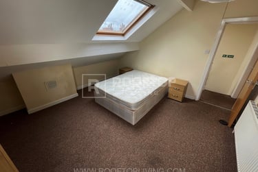 3 bed house, Beechwood Crescent, Burley, Leeds, LS42LL - Image 6