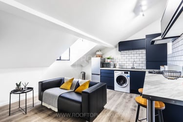 2 bed house, Queens Road, Hyde Park, Leeds, LS61HY - Image 3