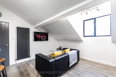 2 bed house, Queens Road, Hyde Park, Leeds, LS61HY - Image 4