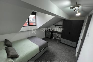 2 bed house, Queens Road, Hyde Park, Leeds, LS61HY - Image 11