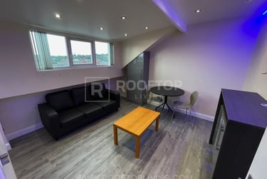 2 bed house, Hyde Park Road, Hyde Park, Leeds, LS61AH - Image 3
