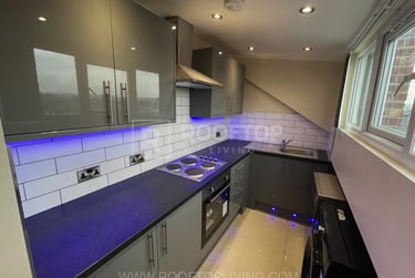 2 bed house, Hyde Park Road, Hyde Park, Leeds, LS61AH - Image 2