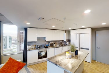 Gold Plus En-suite at LIV Student Sheffield, 131 Ecclesall Road, City Centre, Sheffield, S118HY - Image 11