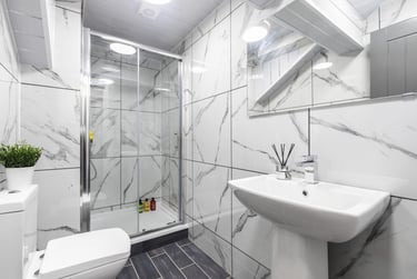 2 bed house, Queens Road, Hyde Park, Leeds, LS61HY - Image 5