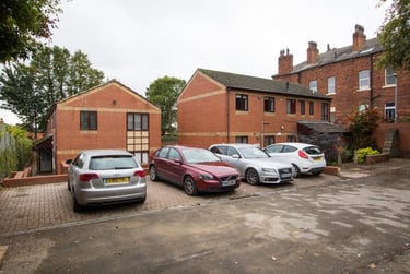 2 bed house, Victoria Court Mews, Hyde Park, Leeds, LS61PD - Image 10