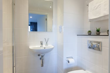 true Superior Apartment at true Liverpool, 5 Prospect Street, Low Hill, Liverpool, L61AU - Image 5