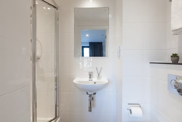 true Superior Apartment at true Liverpool, 5 Prospect Street, Low Hill, Liverpool, L61AU - Image 6