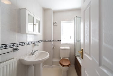 2 bed house, Goods Yard Close, City Centre, Loughborough, LE115EB - Image 10