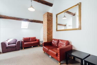 2 bed house, Baxter Gate, City Centre, Loughborough, LE111TH - Image 1