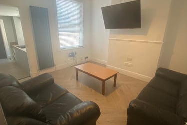 4 bed house, Exmouth Street, Newland, Hull, HU52LD - Image 3