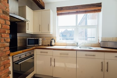 1 bed house, Baxter Gate, City Centre, Loughborough, LE111TH - Image 2