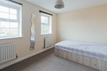 4 bed house, Kingfisher Way, City Centre, Loughborough, LE113NF - Image 11