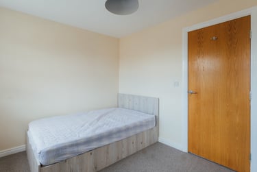 4 bed house, Kingfisher Way, City Centre, Loughborough, LE113NF - Image 15