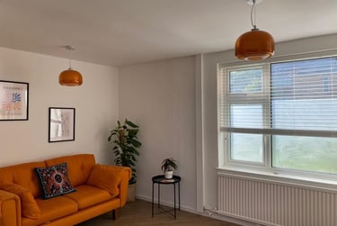 4 bed house, Derwent Drive, City Centre, Loughborough, LE113RJ - Image 1