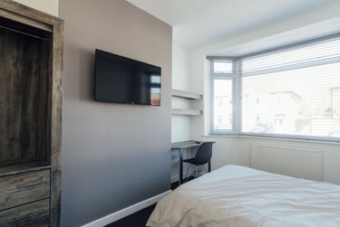 5 bed house, Woodlands Drive, Shelthorpe, Loughborough, LE112DD - Image 2