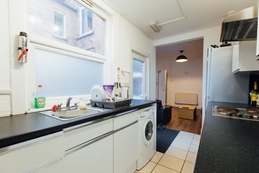 5 bed house, Arthur Street, City Centre, Loughborough, LE113AY - Image 2