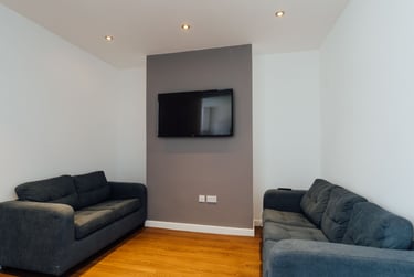 5 bed house, Woodlands Drive, Shelthorpe, Loughborough, LE112DD - Image 1