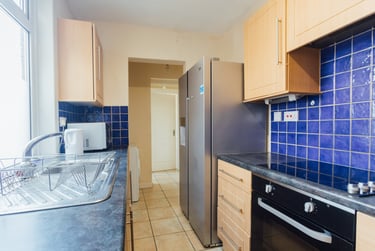 5 bed house, Arthur Street, City Centre, Loughborough, LE113AY - Image 2