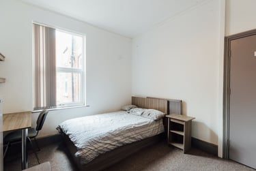 5 bed house, Monks Road, City Centre, Lincoln, LN25HY - Image 5