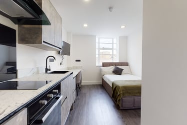 1 bed house, Lister Gate, Lace Market, Nottingham, NG17DD - Image 1