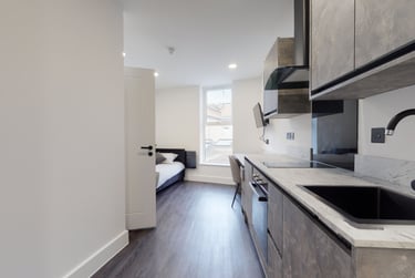 1 bed house, Lister Gate, Lace Market, Nottingham, NG17DD - Image 2