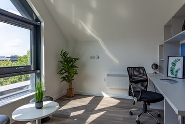 Garden View Studio Accessible at Hill View Place, Glenthorne Road, St Thomas, Exeter, EX44GZ - Image 3