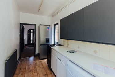 4 bed house, Oaklands Avenue, City Centre, Loughborough, LE113JF - Image 3