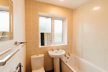 4 bed house, Oaklands Avenue, City Centre, Loughborough, LE113JF - Image 12