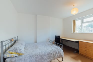 5 bed house, Oaklands Avenue, City Centre, Loughborough, LE113JF - Image 4