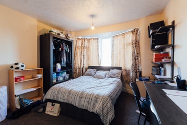 4 bed house, Mountfields Drive, City Centre, Loughborough, LE113JE - Image 2