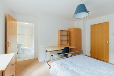 5 bed house, Oaklands Avenue, City Centre, Loughborough, LE113JF - Image 13