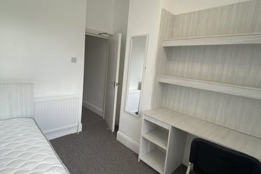 5 bed house, Forest Road, City Centre, Loughborough, LE113NP - Image 6