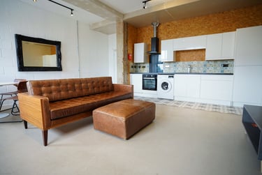 2 bed house, Canal House, City Centre, Loughborough, LE111AW - Image 1