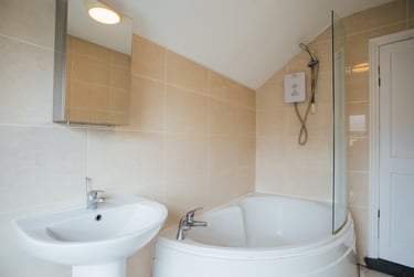 4 bed house, Granville Street, City Centre, Loughborough, LE113BN - Image 8