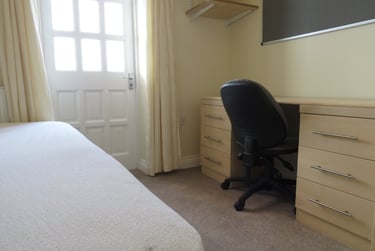 5 bed house, Heathcoat Street, City Centre, Loughborough, LE113BW - Image 5