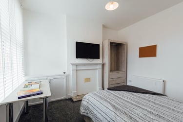 4 bed house, Paget Street, City Centre, Loughborough, LE115DT - Image 7