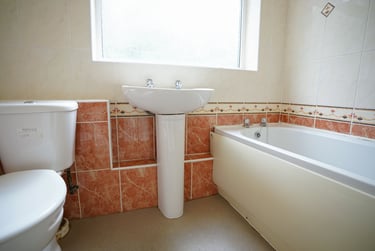 6 bed house, Patterdale Drive, Shelthorpe, Loughborough, LE113RT - Image 8