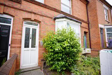 6 bed house, Broad Street, City Centre, Loughborough, LE115AB - Image 4