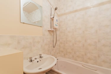 2 bed house, Carlton Close, City Centre, Loughborough, LE115DY - Image 8