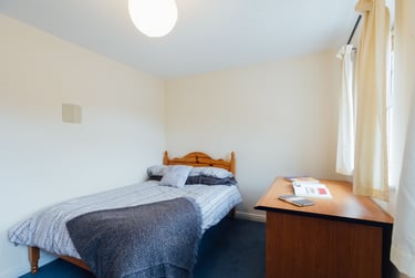 4 bed house, Goldfinch Close, City Centre, Loughborough, LE113HG - Image 4