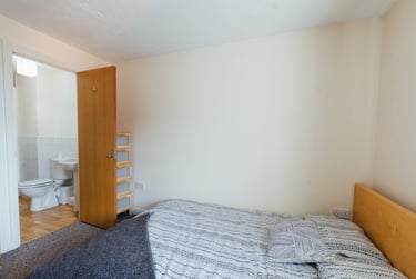 4 bed house, Moorhen Way, City Centre, Loughborough, LE113HH - Image 8