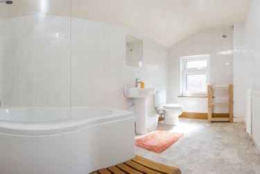 3 bed house, Paget Street, City Centre, Loughborough, LE115DT - Image 2